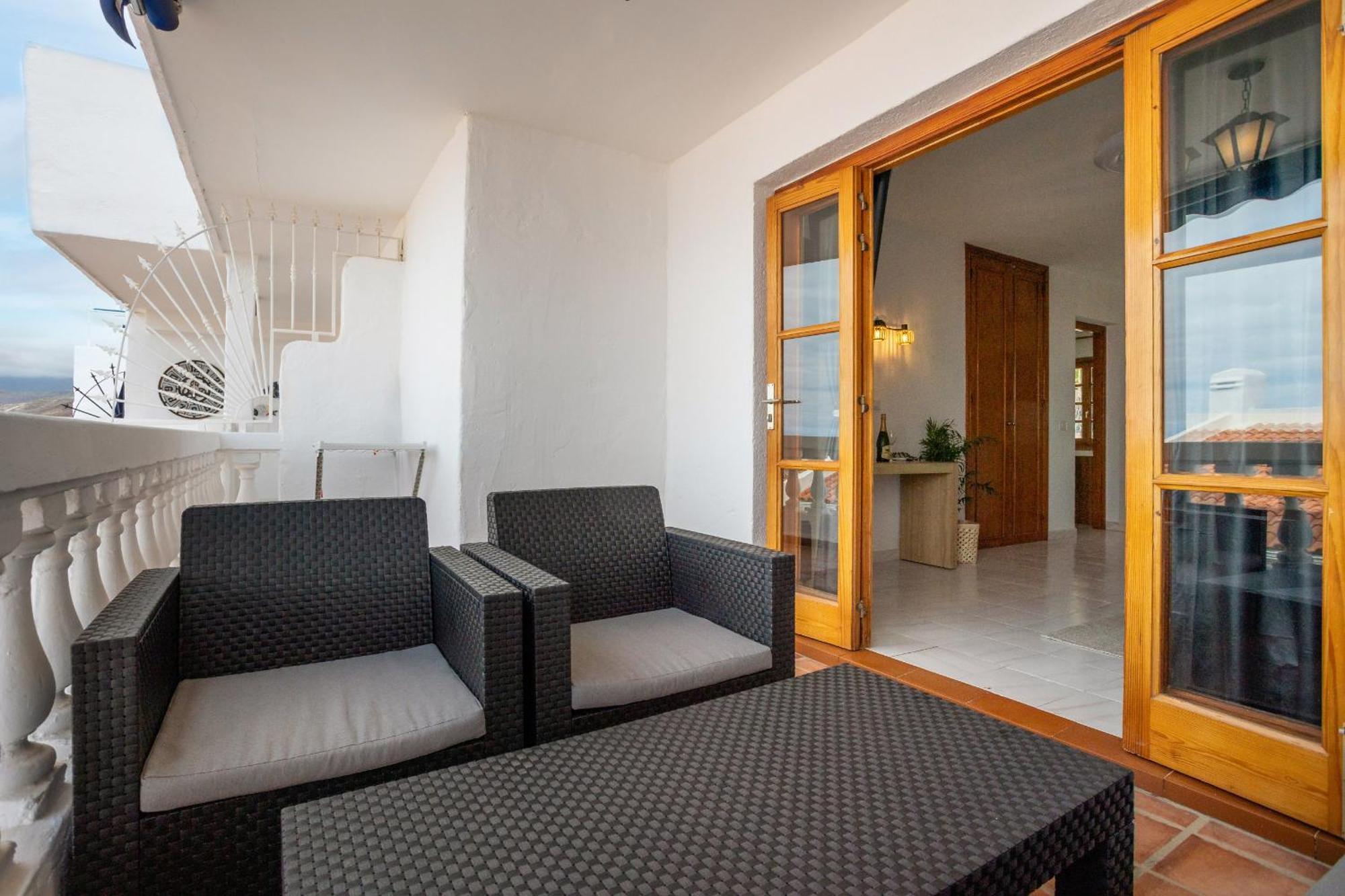 Cozy Port Royal Margot Sunset View Home By Lovetenerife Лос Кристианос Экстерьер фото