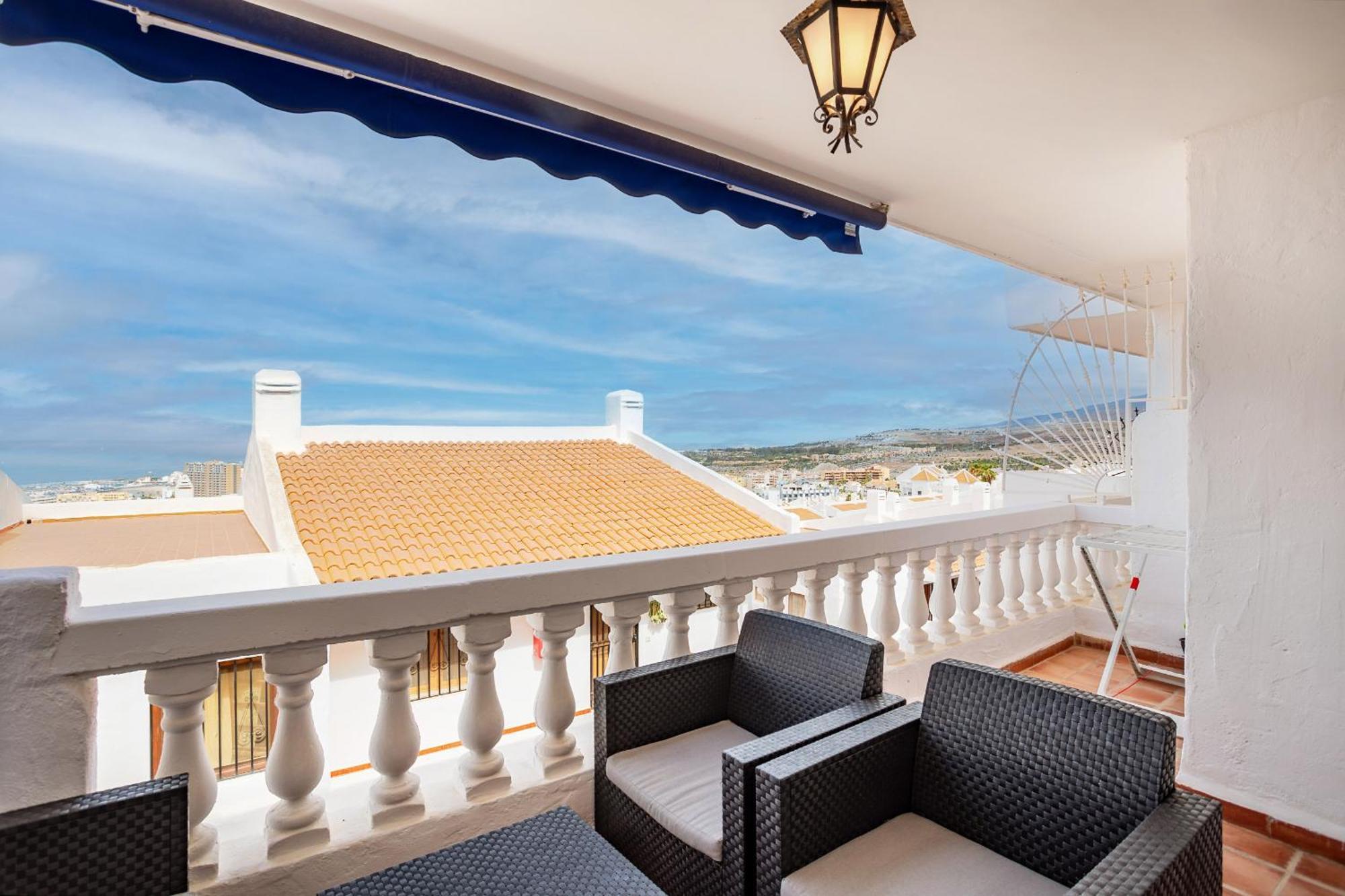 Cozy Port Royal Margot Sunset View Home By Lovetenerife Лос Кристианос Экстерьер фото