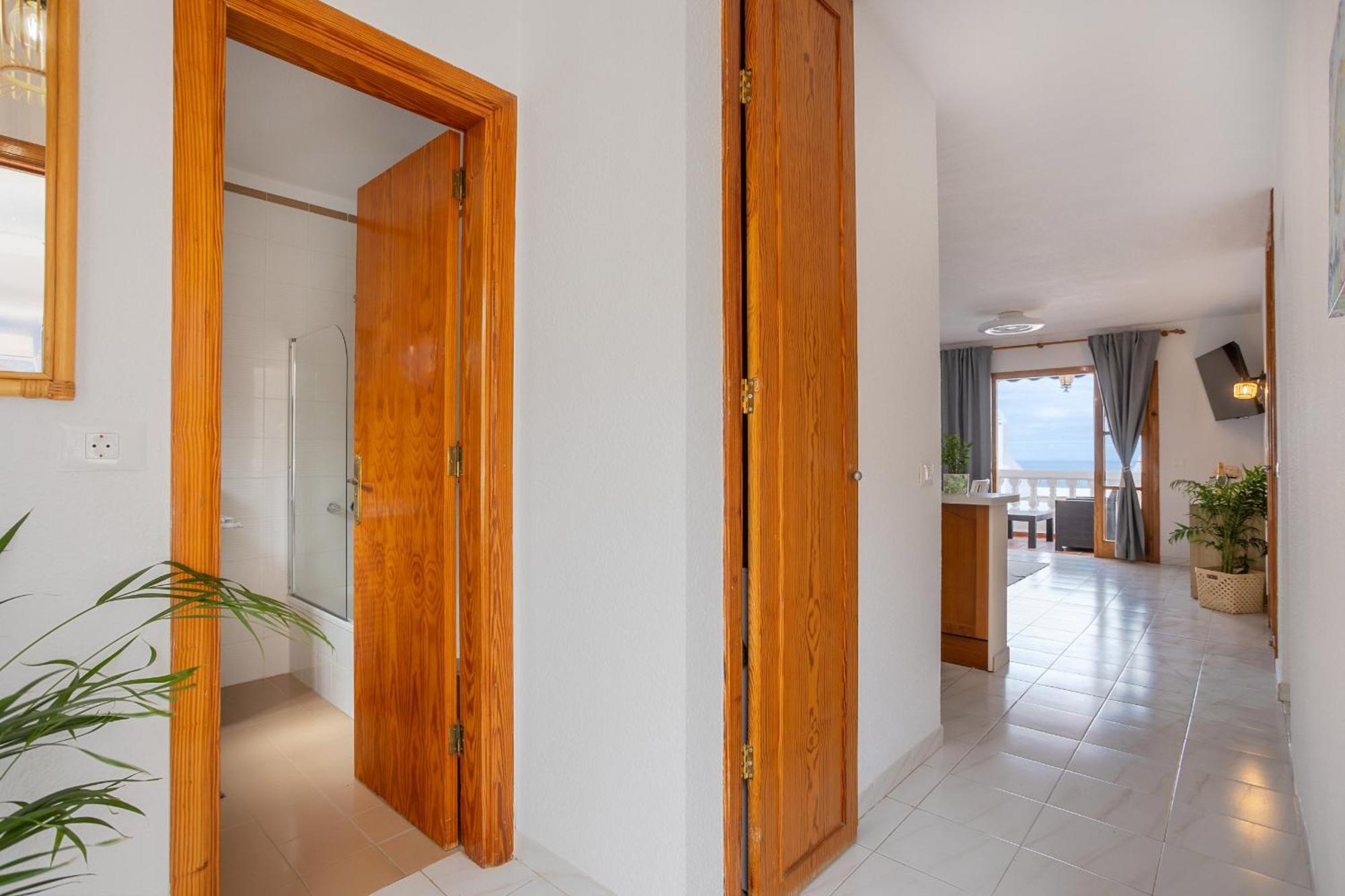 Cozy Port Royal Margot Sunset View Home By Lovetenerife Лос Кристианос Экстерьер фото