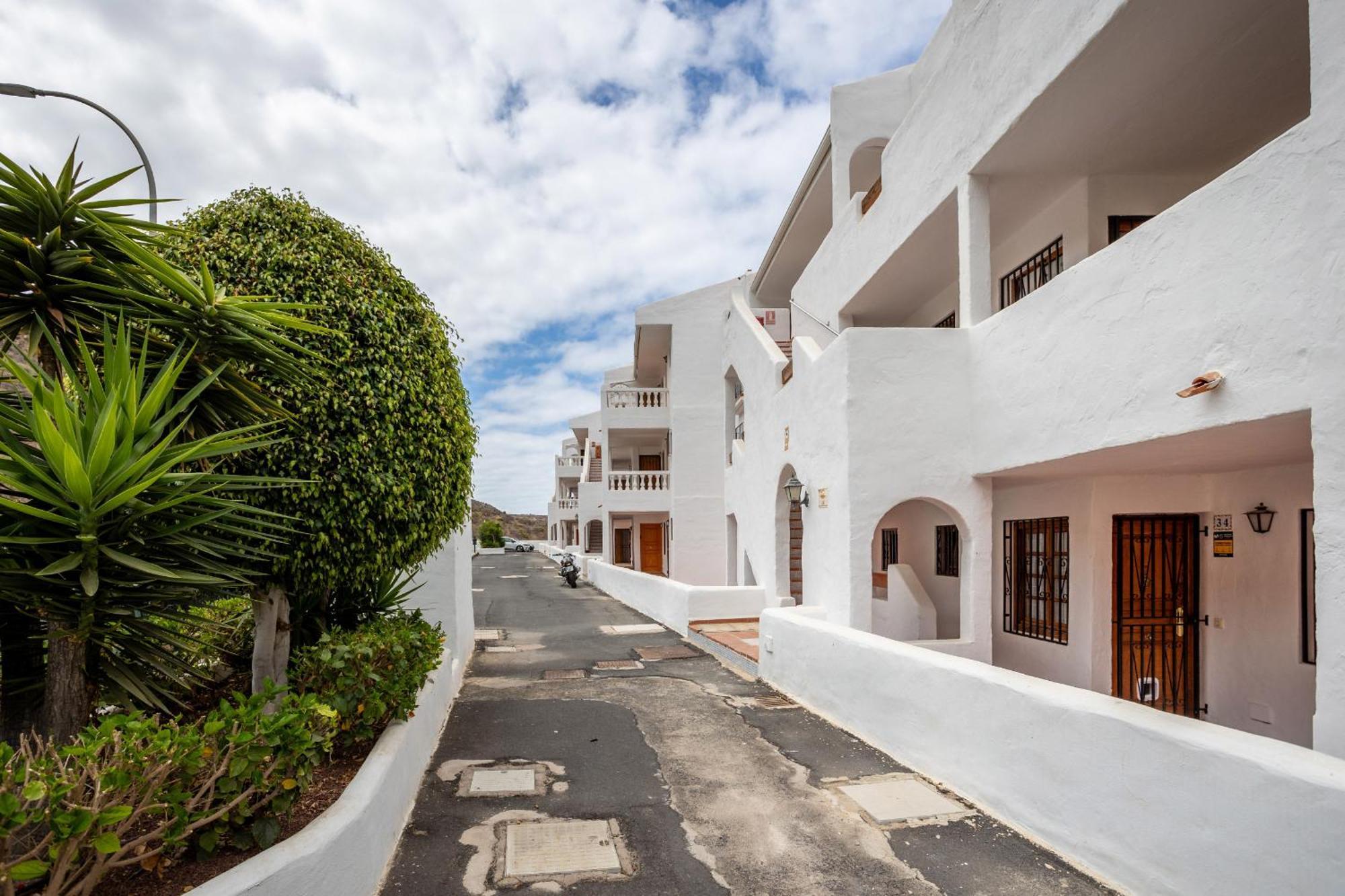 Cozy Port Royal Margot Sunset View Home By Lovetenerife Лос Кристианос Экстерьер фото